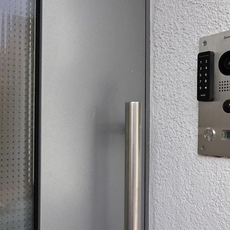Modern Und Neu, Top Ausstattung Mit Kaffeevollautomat, 2X Netflix-Tv, Lueftungsanlage, Geschirrspueler Wallerfangen Екстериор снимка